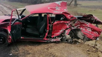 ДТП за участі фури і трьох легковиків: на автотрасі на Волині ускладнений рух ДТП за участі фури і трьох легковиків: на автотрасі на Волині ускладнений рух