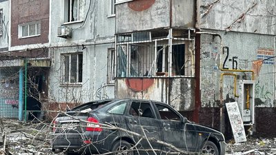 У Запоріжжі армія РФ нанесла ракетний удар по житловому кварталу. Є постраждалі та загиблі У Запоріжжі армія РФ нанесла ракетний удар по житловому кварталу. Є постраждалі та загиблі