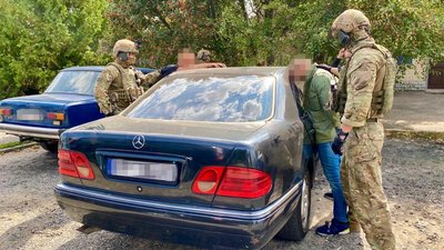 СБУ заявила про викриття схеми легалізації росіян у Харкові