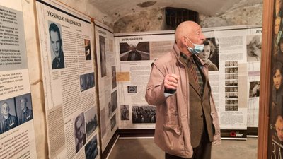 У Тернополі відкрили виставку про українців в нацистських таборах