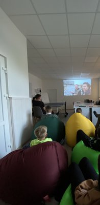 У просторі для дітей в Лукавцях влаштовують покази фільмів У просторі для дітей в Лукавцях влаштовують покази фільмів