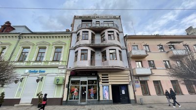 Будинок на вулиці Кобилянської, в якому жив Володимир Залозецький
