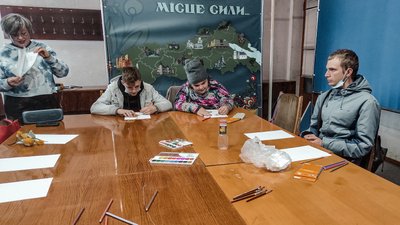 У Черкасах для дітей з інвалідністю провели екскурсію та майстер-клас У Черкасах для дітей з інвалідністю провели екскурсію та майстер-клас