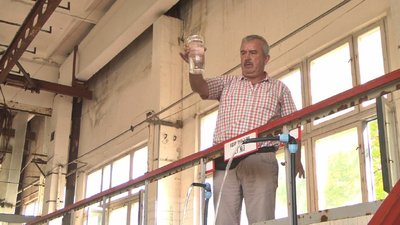 Вінничанам пояснили, чи безпечно пити жовту воду з-під кранів