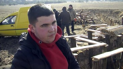 Жителі громади на Волині допомагають військовим укріплювати бліндажі: збудували вже 300 метрів Жителі громади на Волині допомагають військовим укріплювати бліндажі: збудували вже 300 метрів