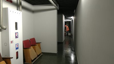 У Львові облаштували укриття-шелтер. Від початку вторгнення там мешкали 100 людей У Львові облаштували укриття-шелтер. Від початку вторгнення там мешкали 100 людей