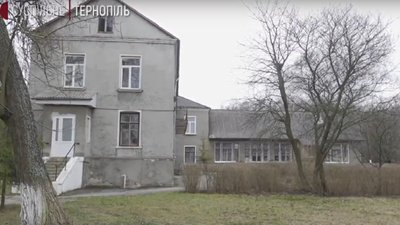 Працівники та пацієнти Кременецького протитуберкульозного диспансеру - проти його закриття