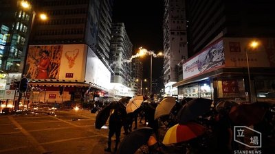 У Гонконгу проходять місцеві вибори, явка – рекордна