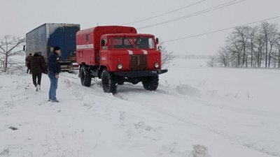 Через перемети та ожеледицю на трасі Київ – Одеса утворився затор Через перемети та ожеледицю на трасі Київ – Одеса утворився затор