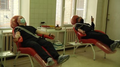 На Житомирщині триває флешмоб з корпоративного донорства: кров здали 14 поліцейських