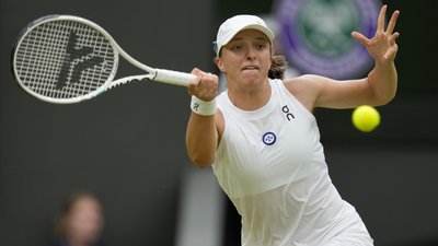 Іга Швьонтек провела останній матч на Вімблдоні - програла Еліні Світоліній у чвертьфіналі