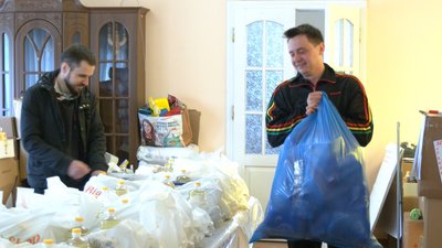 Не можу бути осторонь. Історії переселенців, які допомагають волонтерам у Франківську Не можу бути осторонь. Історії переселенців, які допомагають волонтерам у Франківську