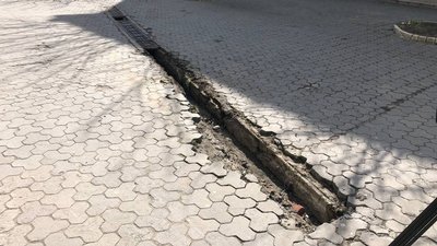Ремонт зливової мережі на площі Театральній розпочали в Ужгороді Ремонт зливової мережі на площі Театральній розпочали в Ужгороді