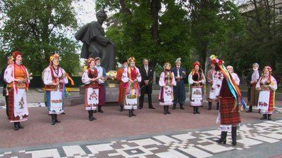 У Дніпрі актори вшанували пам’ять Тараса Шевченка, 22 травня 2020 року