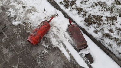 У Харкові на зупинці згорів автобус: люди не травмувались У Харкові на зупинці згорів автобус: люди не травмувались