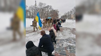 У Чернігові попрощалися з двома військовими — Миколою Петренком та Віталієм Приходьком У Чернігові попрощалися з двома військовими — Миколою Петренком та Віталієм Приходьком