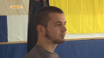 «Він зміг зробити нереальне». Спортсмен з Кривого Рогу став чемпіоном світу зі змішаних бойових мистецтв