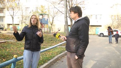 Оксана Роскошна розмовляє із кореспондентом Суспільного Житомир Оксана Роскошна розмовляє із кореспондентом Суспільного Житомир