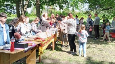 Ярмарок з нагоди відкриття волейбольного майданчика