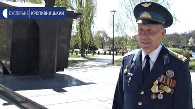 "Ми міряли радіацію в зоні, найбільше вразили пусті села". Ліквідатор аварії на ЧАЕС Петро Горбань