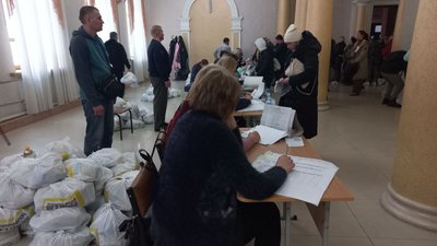У семи громадах на Полтавщині видаватимуть продуктові набори У семи громадах на Полтавщині видаватимуть продуктові набори