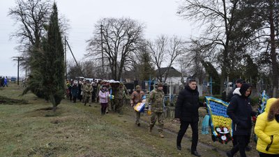 На Черкащині в останню путь провели молодшого сержанта На Черкащині в останню путь провели молодшого сержанта
