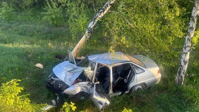На Черкащині в ДТП отримали травми двоє підлітків та жінка На Черкащині в ДТП отримали травми двоє підлітків та жінка
