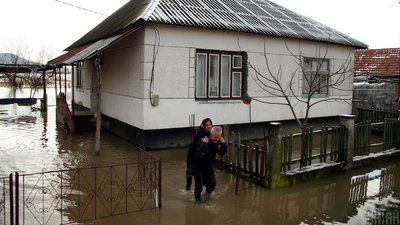 Паводки на заході України зруйнували 154 км автодоріг