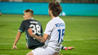Футболісти клубу «Ворскла» зіграли внічию із «Десною» Футболісти клубу «Ворскла» зіграли внічию із «Десною»