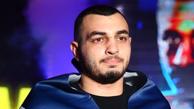 Українець Захарєєв з перемоги дебютував у професійному боксі: як це сталося