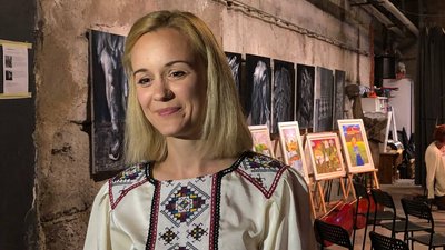 У Тернополі під час концерту "Благодія" збирали гроші для ЗСУ та організували аукціон У Тернополі під час концерту "Благодія" збирали гроші для ЗСУ та організували аукціон