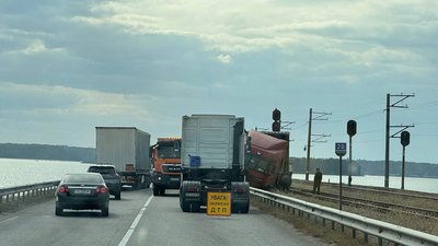 На дамбі поблизу Черкас сталася ДТП