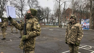 У Миколаєві військовослужбовці строкової служби склали присягу У Миколаєві військовослужбовці строкової служби склали присягу