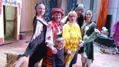 Актори Черкаського драмтеатру готують виїзні вистави для переселенців і військових ЗСУ Актори Черкаського драмтеатру готують виїзні вистави для переселенців і військових ЗСУ