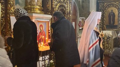 У Черкасах молилися за перемогу та мир в Україні У Черкасах молилися за перемогу та мир в Україні