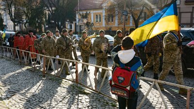 В Ужгороді попрощалися із полеглим на війні Денисом Капальчиком