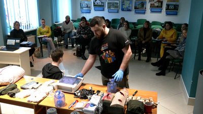 Такмед для безробітних: у Рівному організували безкоштовні заняття з домедичної допомоги Такмед для безробітних: у Рівному організували безкоштовні заняття з домедичної допомоги
