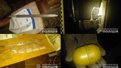 На Черкащині упіймали чоловіка, який зберігав зброю, боєприпаси та наркотики