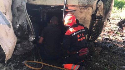 Під час обгону збив чоловіка та врізався в іншу автівку: подробиці ДТП під Славутичем Під час обгону збив чоловіка та врізався в іншу автівку: подробиці ДТП під Славутичем