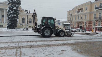 Негода в Одесі: в місті очікують на місячну норму опадів, працює понад 1500 комунальників