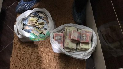 В Одесі обікрали інкасаторську автівку