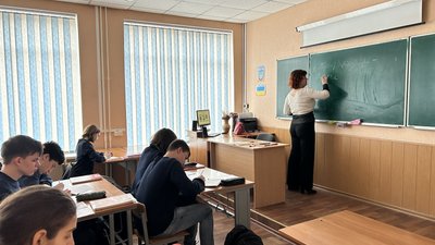 Уроки в ліцеї Кременчука Уроки в ліцеї Кременчука