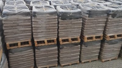 Незаконно вирубували ліс: на Вінниччині затримали злочинну групу Незаконно вирубували ліс: на Вінниччині затримали злочинну групу