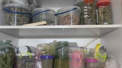 У Житомирі викрили канал збуту психотропів. Вилучили наркотиків на понад один мільйон гривень У Житомирі викрили канал збуту психотропів. Вилучили наркотиків на понад один мільйон гривень