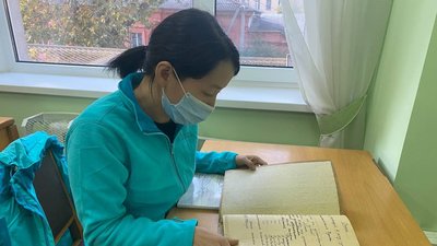 На Херсонщині працює дослідницька група з Киргизії: збирають матеріали про земляків На Херсонщині працює дослідницька група з Киргизії: збирають матеріали про земляків