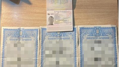 Батько і син намагалися вдати з себе багатодітних та перетнути кордон на Закарпатті
