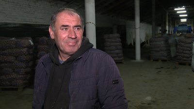 На Волині безплатно роздають насіннєву картоплю ветеранам і родинам військових На Волині безплатно роздають насіннєву картоплю ветеранам і родинам військових