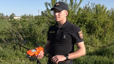 Спалювання сухої трави — у Луцькому районі з допомогою квадрокоптера шукали паліїв сухої трави Спалювання сухої трави — у Луцькому районі з допомогою квадрокоптера шукали паліїв сухої трави