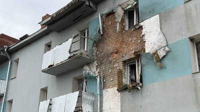 Наслідки удару армії РФ по Глухову, 13 травня 2026 року