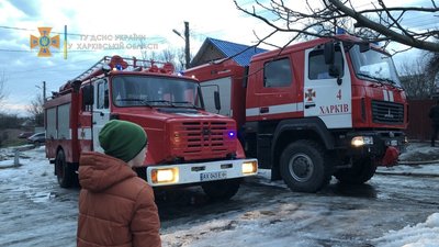У Харкові горіла господарча споруда: вогонь перекинувся на два будинки на сусідній вулиці У Харкові горіла господарча споруда: вогонь перекинувся на два будинки на сусідній вулиці